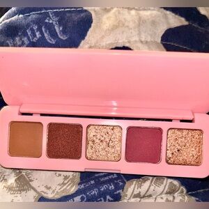 LUNA MAGIC the amor palette NIB 0.14 oz